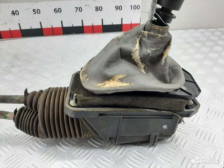 Кулиса кпп для Volkswagen Passat 5 8D0711055M