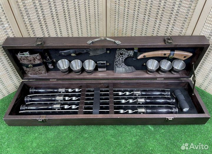 Шашлычный набор в чемодане