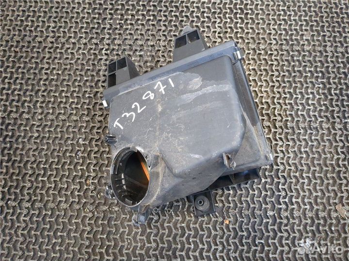 Корпус воздушного фильтра Skoda SuperB, 2005