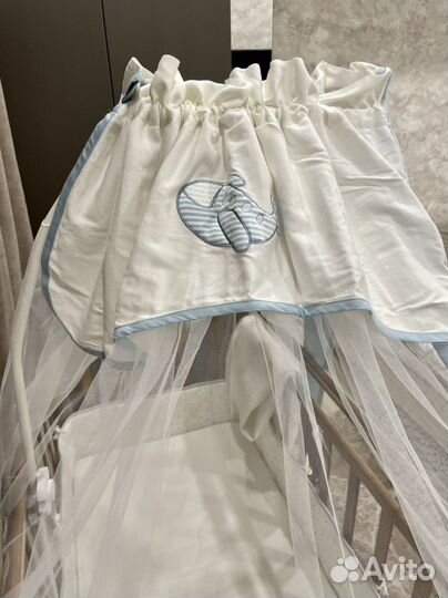 Детская кроватка комплект