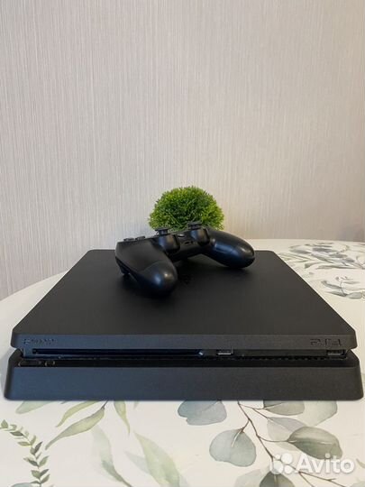 Sony PS4 slim 1tb