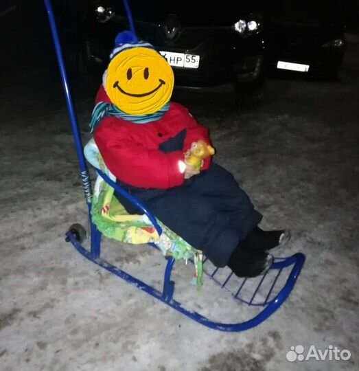 Санки и Сидушка на санки, и накидка для ног