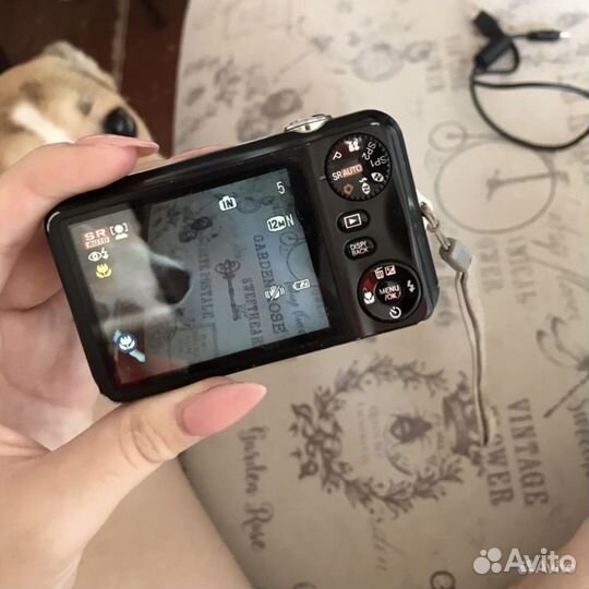 Компактный фотоаппарат