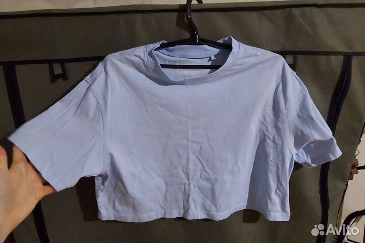 Укороченная футболка женская