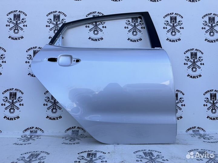 Дверь задняя правая Kia Rio 3 Оригинал