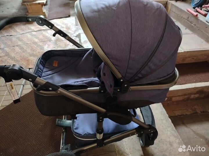 Коляска 3 в 1 с автолюлькой