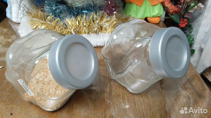 Емкость для хранения сыпучих