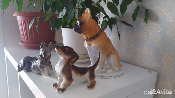 Фарфоровая статуэтка СССР собака большая