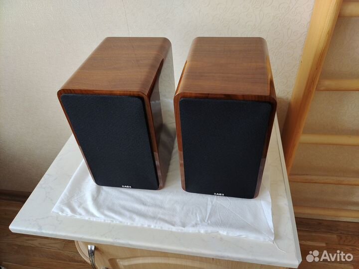 Acoustic Energy AE1 Active Walnut