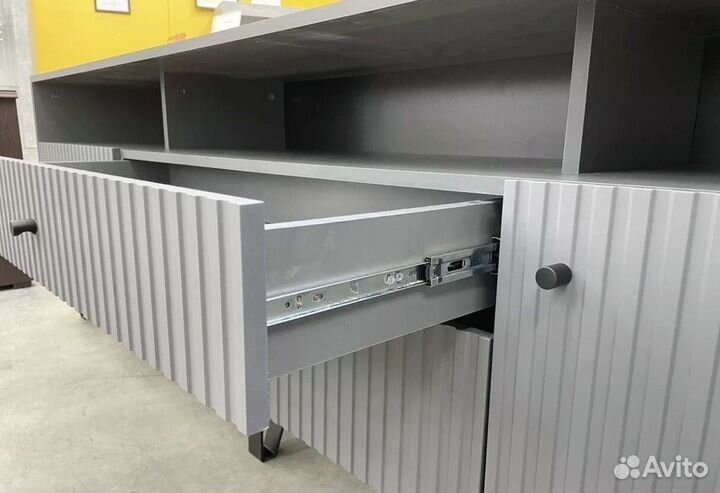 Тумба для телевизора