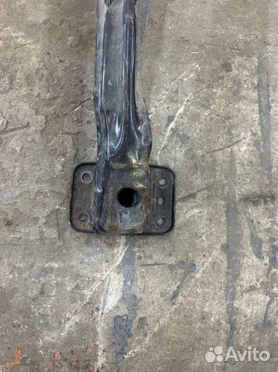 Усилитель заднего бампера bmw x5 x6 f16 f86