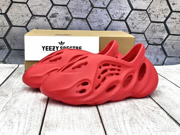 Adidas Yeezy Foam Runner Vermillion