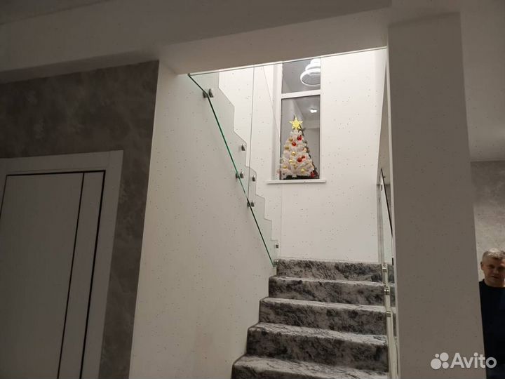 Перила для лестниц из стекла