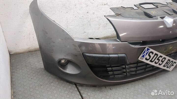 Бампер Renault Megane 3, 2009