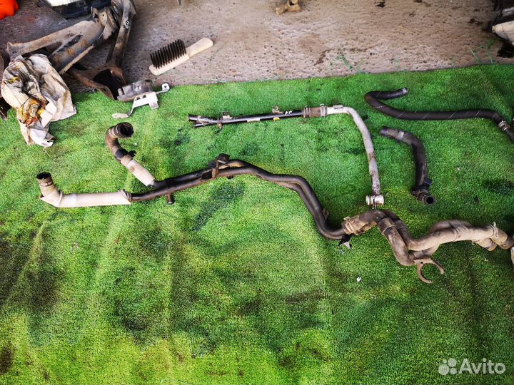 Шланг патрубок охлаждения на VW Touareg NF