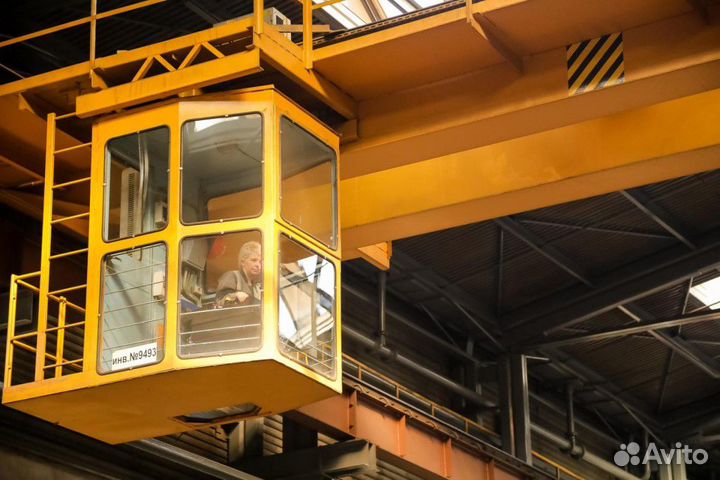 Машинист мостового крана (крановщик)