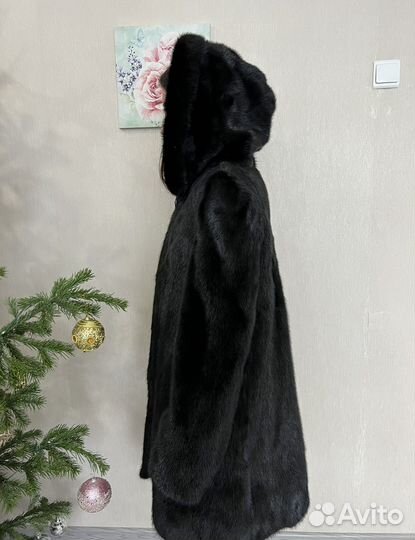 Шуба норковая с капюшоном 40 42