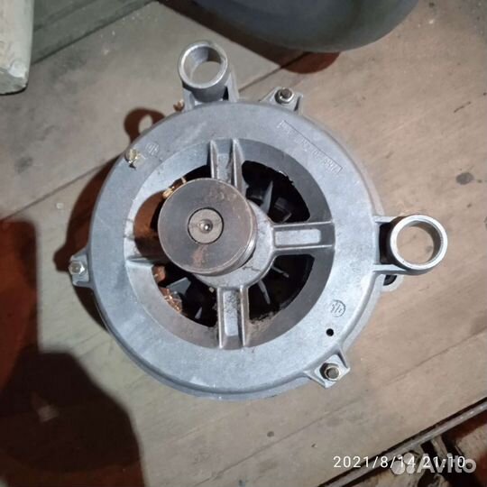 Двигататель стиральной машины