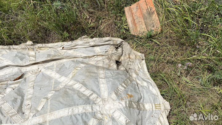 Парашют тормозной предположительно от Су-17 б/у