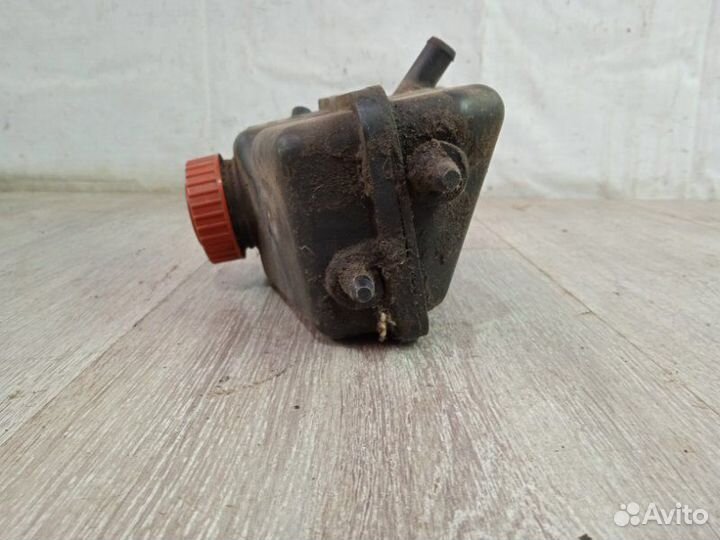 Бачок гидроусилителя Peugeot 406 8B 1998