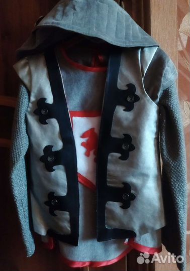 Костюмы мушкетера, разбойника, рыцаря(продажа)