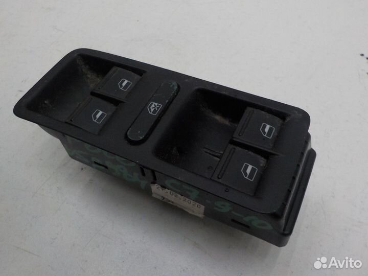 Блок управления стеклоподъемниками Volkswagen Polo