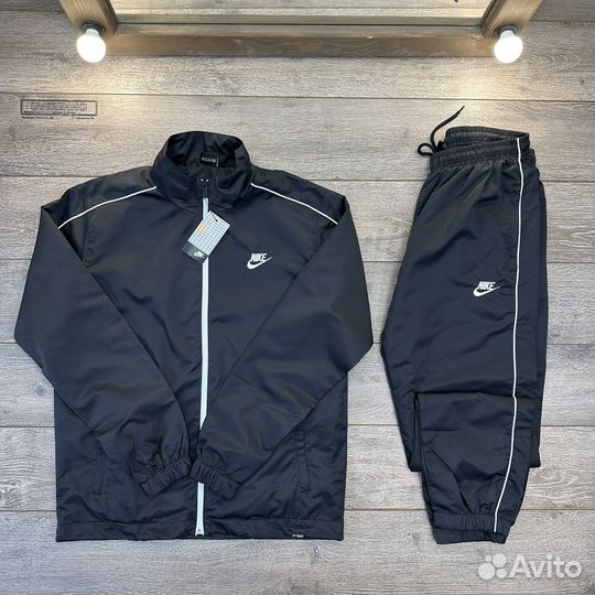 Спортивный костюм Nike