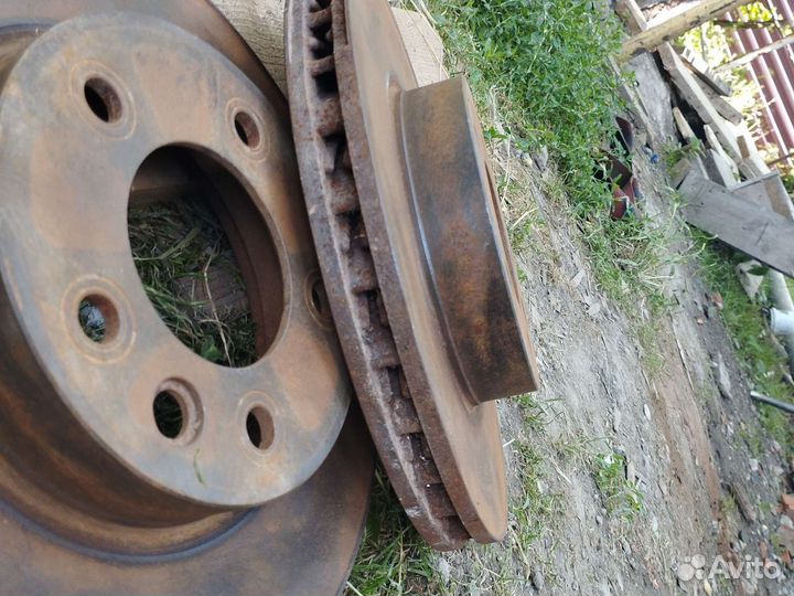 Опорные диски передние на туарег