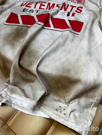 Футболка Balenciaga