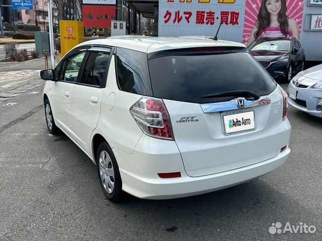 Honda Fit Shuttle 1.5 CVT, 2015, 24 000 км