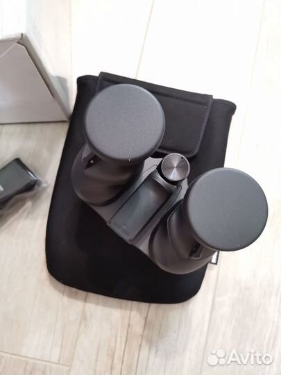 Бинокль Canon 8x20 IS