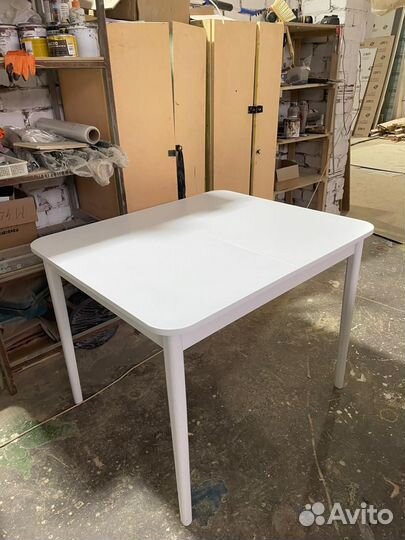 Стол кухонный раздвижной белый