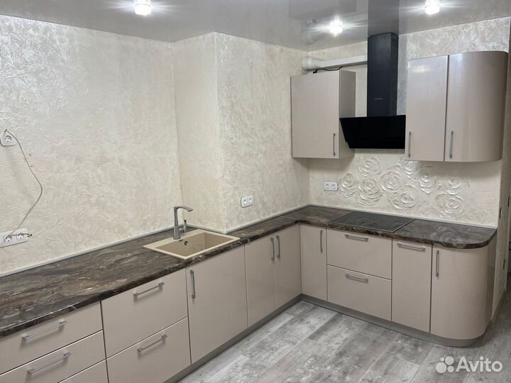 Кухонный гарнитур бу в хорошем состоянии