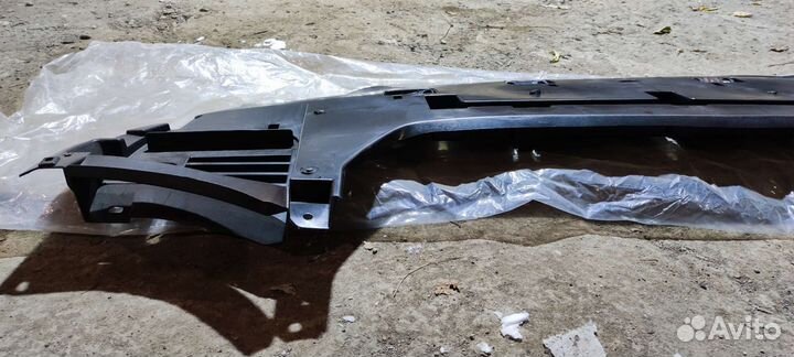 Пыльник переднего бампера Citroen C4 седан