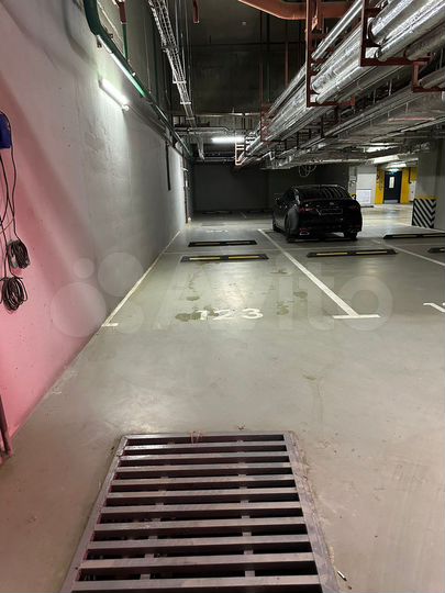 Машиноместо, 15 м²