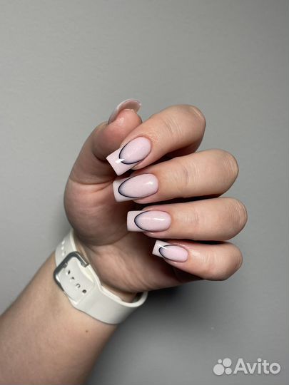 Мастер маникюра и педикюра