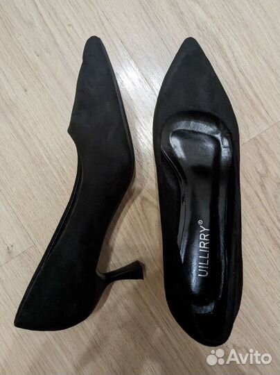 Туфли на небольшом каблуке