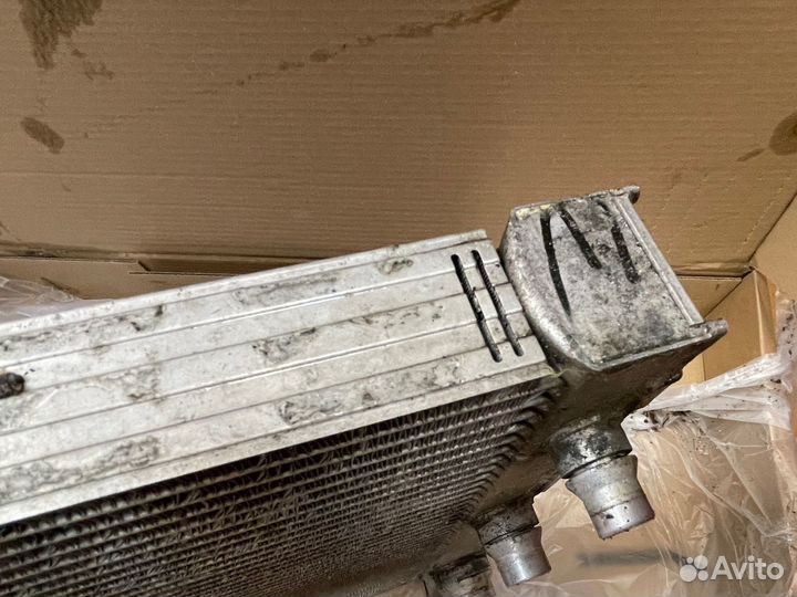 Радиатор BMW X5 E70 рест оригинал Behr 17117533472