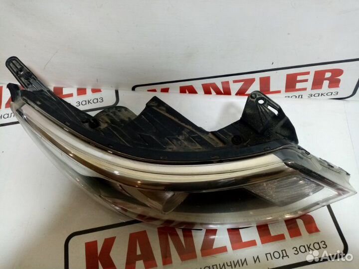 Фара правая Kia Rio 3 2015