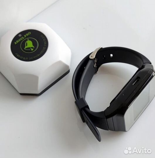 Кнопка вызова официанта, часы-пейджер персонала