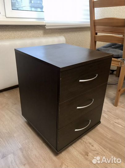 Тумба выкатная