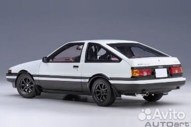 Autoart Toyota Sprinter Trueno (AE86) (78786) 1:18