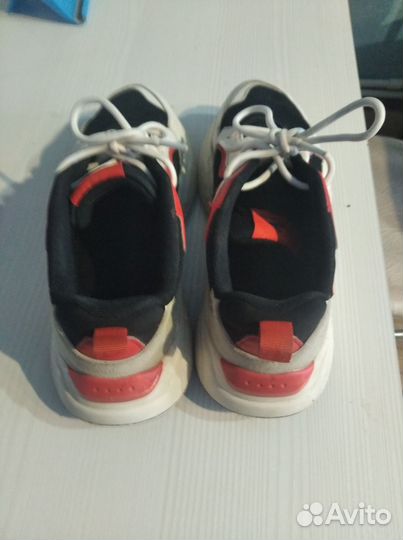 Красотки мужские Demix