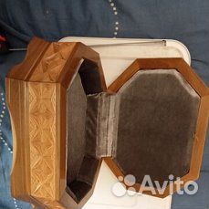 Деревянная шкатулка-ручная работа