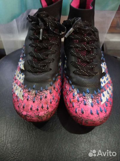 Футбольные бутсы predator 36размер