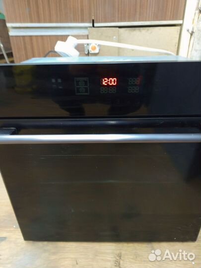 Духовой шкаф