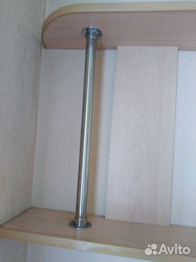 Полка настенная навесная