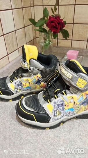 Ботинки демисезонные для мальчика 35размер