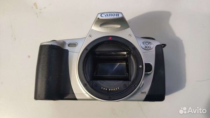 Пленочный зеркальный Canon EOS 300-date
