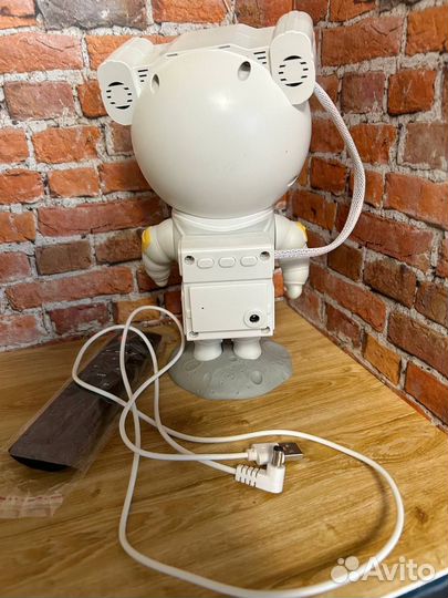 Детский светильник астронавт